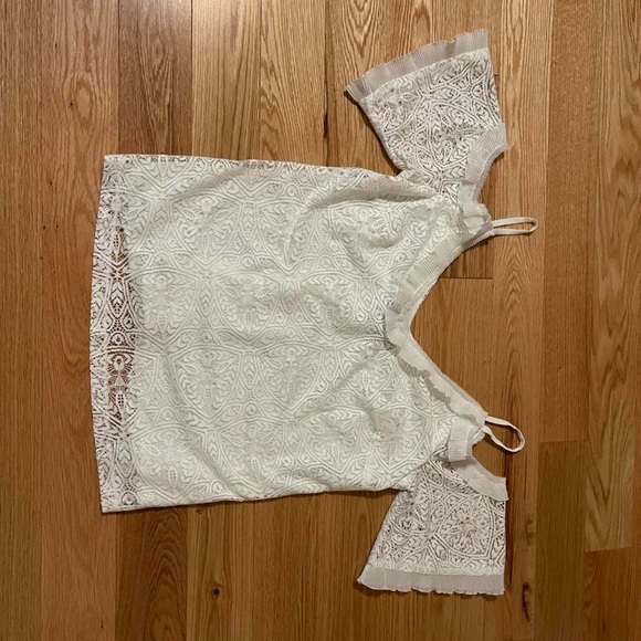 White House Black Market Cream Lace Cold-Shoulder V-Neck Top - Picture 7 of 8